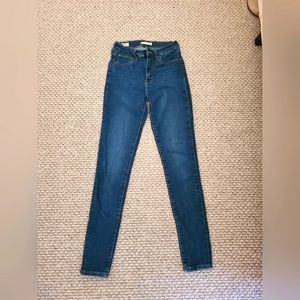 Levis 721 high rise skinny jeans 25W 30L
